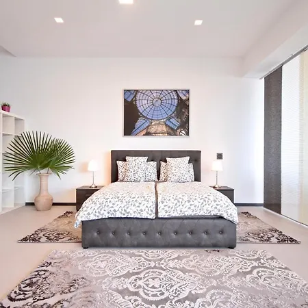 Loft Mirage